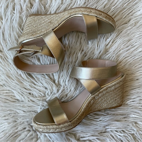 Stuart Weitzman Lexia Gold Metallic Textured-Leather Espadrille Wedge Sandals 8 - Picture 4 of 12